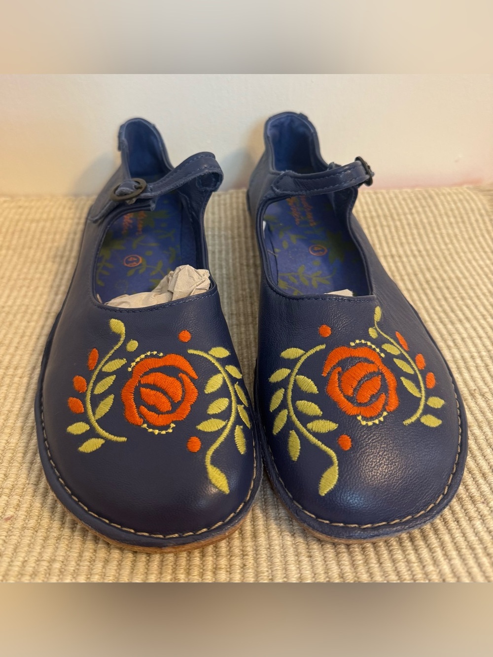 Brand New Gudrun Sjoden Embroidered Shoes Size 41